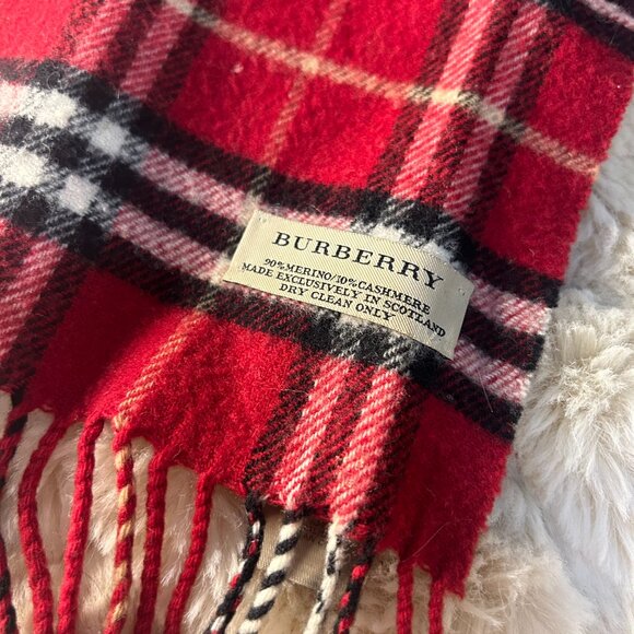 Burberry Wool/Cashmere Scarf in Red Plaid - Picture 2 of 2
